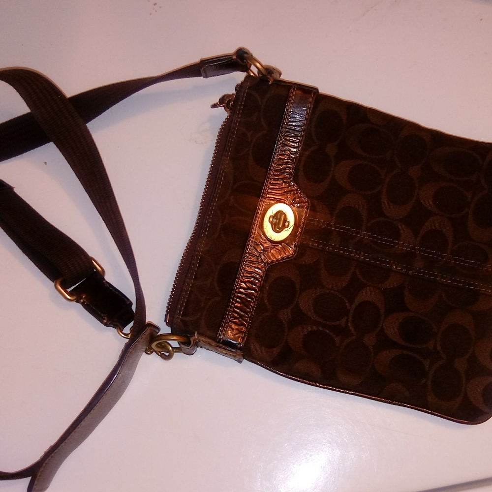 COACH SHOUMDER BAG NICE